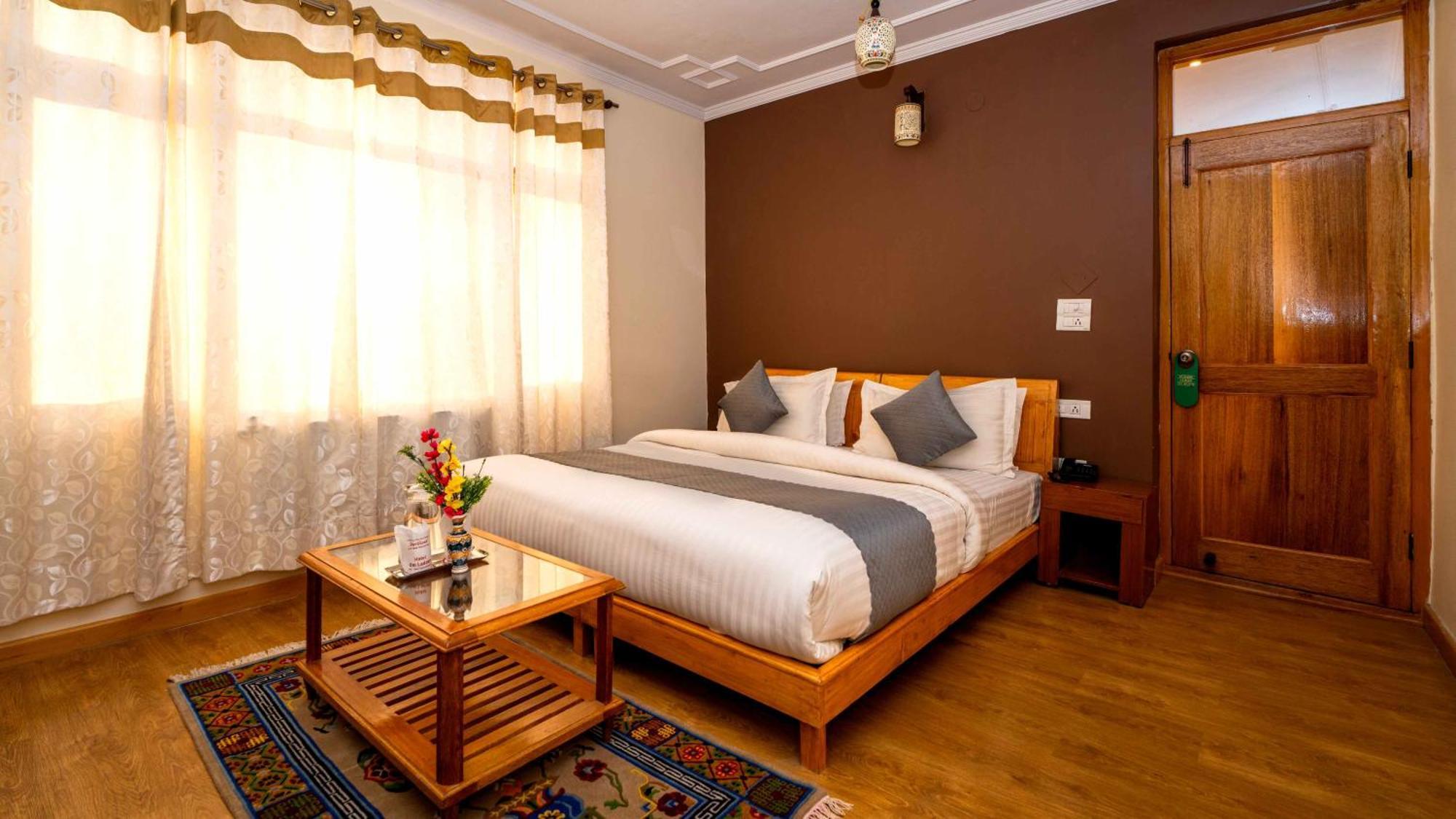 Hotel Om Ladakh 列城 外观 照片