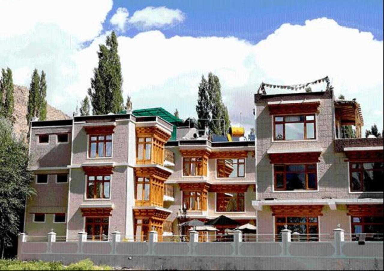 Hotel Om Ladakh 列城 外观 照片