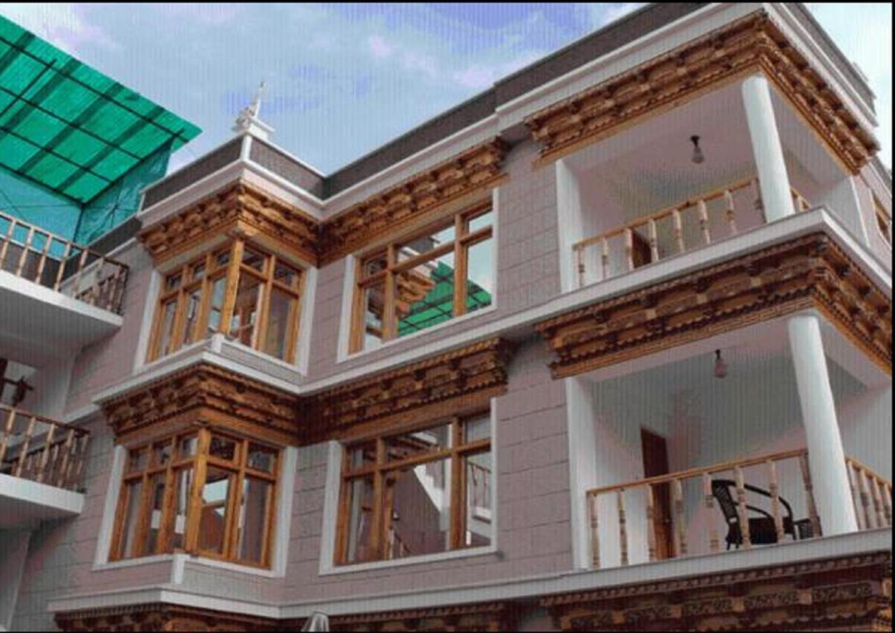 Hotel Om Ladakh 列城 外观 照片