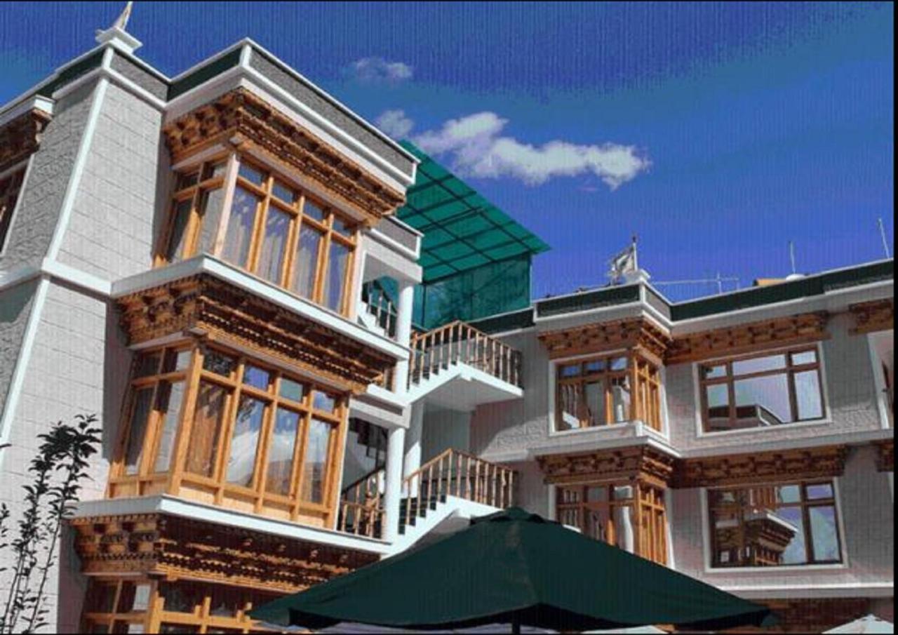 Hotel Om Ladakh 列城 外观 照片